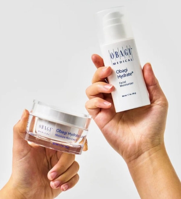 obagi-products-image-1 obagi products in hands